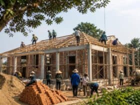 Début des travaux de construction d'une « Maison de la Croix-Rouge » dans la commune de Ba Dinh